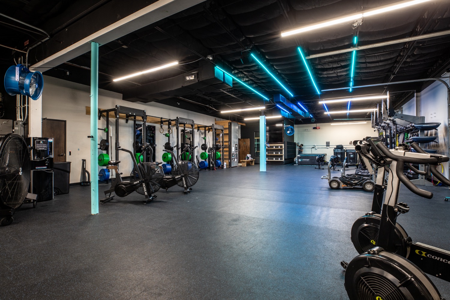 Clients supporting each other after a session at e-motion wellness®